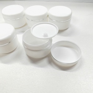 En stock 20g 50g 100g 250g Crème pour le visage cosmétique Contenant en plastique Bord doré Blanc pp Pot en plastique pour crème - Product Image 5