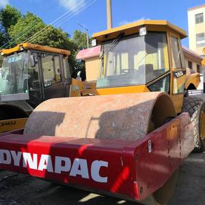 Compacteur routier vibrant à tambour unique mécanique Dynapac CA602D de 22 tonnes pour travaux routiers en Suède - Product Image 1