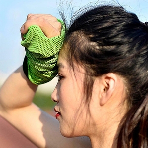 <span class=keywords><strong>Salle</strong></span> <span class=keywords><strong>De</strong></span> <span class=keywords><strong>Sport</strong></span> Sueur Serviettes En Microfibre Froid <span class=keywords><strong>Serviette</strong></span> <span class=keywords><strong>De</strong></span> Refroidissement Pour Le <span class=keywords><strong>Sport</strong></span> - Product Image 5
