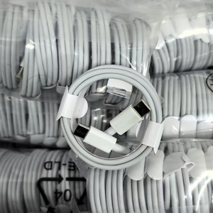 Cable de datos tipo C a tipo C de 1 m con revestimiento de TPE para carga de computadora - Product Image 1