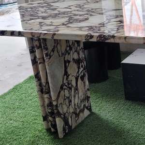 Meubles italiens <span class=keywords><strong>en</strong></span> pierre naturelle au design de luxe personnalisés Table à manger <span class=keywords><strong>en</strong></span> marbre Calacatta <span class=keywords><strong>Alto</strong></span> de haute qualité avec dessus à base cannelée - Product Image 6