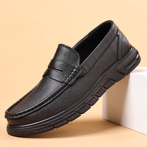Mocassini Impermeabili da Uomo con Punta Chiusa in Pelle di Pecora di Prima Qualità con Suola Spessa Resistente all'Usura Comodi <span class=keywords><strong>Scarpe</strong></span> da Uomo con Suola Morbida - Product Image 4