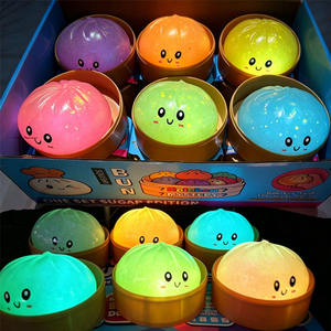 Five <span class=keywords><strong>Below</strong></span> Squishy Luminoso en la Oscuridad, Juguete de Bollo Suave Antiestrés, Juguete para Niños, Regalo de Fiesta, Colgante Squishy de Bollo Sorpresa - Product Image 1