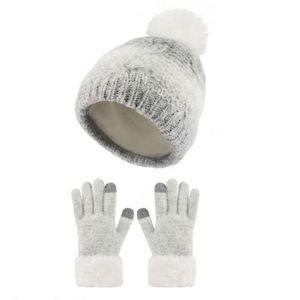 Vente en gros de bonnets d'hiver pour enfants, bonnets tricotés pour enfants, bonnets à pompon pour bébés, ensemble de bonnets et de gants - Product Image 3