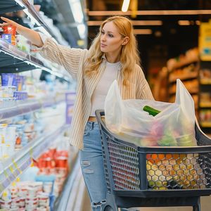 ถุงช้อปปิ้งพลาสติก PE สีขาวขนาดใหญ่พิเศษ ย่อยสลายได้ ใช้ซ้ำได้ ทนทาน สำหรับเสื้อผ้า ของชำ มีหูหิ้ว 100 ชิ้น - Product Image 2