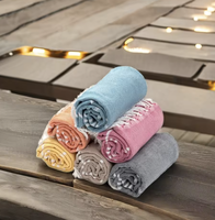 Serviettes de plage turques en gros, design gratuit, faible MOQ, logo personnalisé, serviettes de bain de luxe pour l'extérieur, grandes serviettes de plage en coton