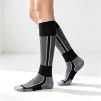 Chaussettes d'équitation personnalisées respirantes à compression, hautes jusqu'au genou, renforcées anti-abrasion pour l'équitation
