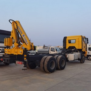 Camion grue télescopique professionnelle FAW 6x4 à montage arrière pour services sur chantier - Product Image 2