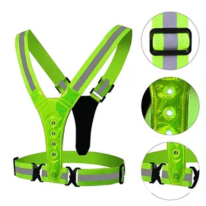 Wholesale High Reflection USB Rechargeable Safety Vest 3 Modes Night Running Cycling Vest for Runners