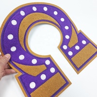 Patchs personnalisés thermocollants en feutre chenille, grande taille, brodés sur mesure, écologiques, motif bouclier de sororité, lettres grecques violettes et or vieilli