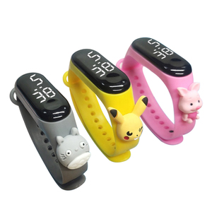 Reloj de Superhéroes para niños, pulsera de dibujos animados, LED, figuras de Navidad, digital, reloj de moda para estudiantes - Product Image 1