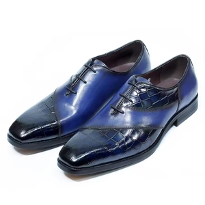 Nuevos zapatos de cuero de estilo moderno con colores mixtos, personalizables con diseño de LOGO, hechos a mano, disponibles como zapatos de vestir y Oxfords. - Product Image 4