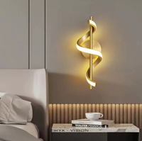 Applique murale LED dimmable, design minimaliste moderne en fer, pour chevet, chambre, hôtel, décoration intérieure