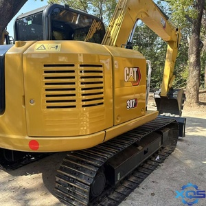 Excavadora de cadenas usada Caterpillar de 7 toneladas, modelo 2022, de Japón, oficialmente en venta, con motor y caja de cambios de calidad excepcional. - Product Image 4