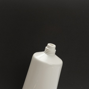 Tube cosmétique de luxe personnalisé en plastique rond à presser pour lotion - Product Image 4