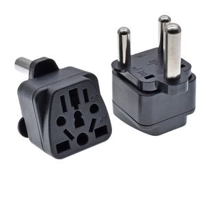 Adaptateur de <span class=keywords><strong>voyage</strong></span> universel pour ordinateur portable et appareil photo, 2 broches/3 broches, Type-M, 16A 250V, ABS+Cuivre, certifié CE ROHS, EU/US/UK/AU/Inde/Sri/L - Product Image 1