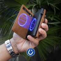 Kualitas tinggi kustom Logo pria magnetik tahan lama mewah ramping kulit asli tempat kartu Pop up depan dompet saku