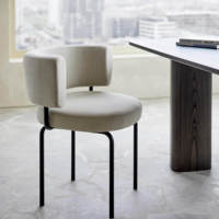 Chaise de salle à manger minimaliste Ins à dossier ouvert et demi-bras en boucle, avec pieds en métal courbé, pour salon, salle à manger et décoration intérieure
