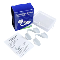 Tapis de dents en silicone Protège-dents dentaire souple Protecteur d'attelle de dents universel Empêcher le ronflement pour le grincement des dents la nuit