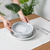 Vente flash : Ensemble de vaisselle en céramique en porcelaine, couleur marbre glacé nordique, bord doré, écologique, vente flash de vaisselle