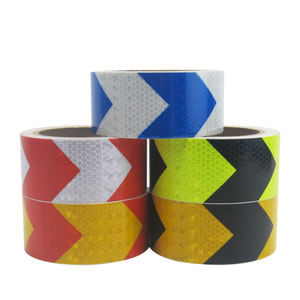 شريط عاكس أحمر وأبيض للسلامة والتحذير، شريط لاصق عاكس للشاحنات والمركبات - Product Image 1