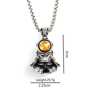 Colgante de astronauta en 3D, dije de dibujos animados de acero inoxidable para regalo de joyería de moda - Product Image 5