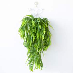 Parete di Piante Artificiali in Erba Persiana, Decorazione con 5 Rami Appuntiti, Fiori Rampicanti e Cesto Sospeso - Product Image 1