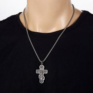 Colar com Pingente Crucifixo Cruz Católica Clássica, Pérola Imitada, Corrente Cobra Banhada a Ouro, Joia de Aço Inoxidável para Homens - Product Image 6