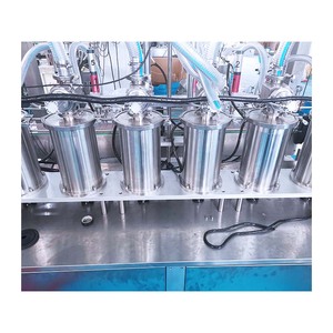 Equipo de tienda de agua GUANGZHOU RITO Máquina de llenado por gravedad de botella de líquido de gota de ojo de Perfume automática de 8 cabezales - Product Image 6