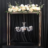 Support de fleur de lustre de fer pour des décorations de mariage et de partie présentoir de guide de route en forme de numéro dans l'emballage de boîte