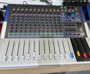 มิกเซอร์เพาเวอร์แอมป์ KV Professional 6 8 12 แชนแนล กำลังขับ 500 วัตต์ x 2 พร้อม MP3 บลูทูธ สำหรับการแสดงบนเวที - Product Image 6