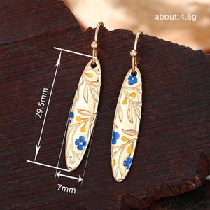 Pendientes Colgantes de Cerámica E3125, Chapados en Oro, con Diseño de Planta Vintage, Joyería de Moda para Mujer - Product Image 6