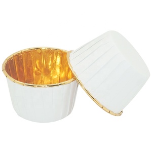<span class=keywords><strong>Ingrosso</strong></span> involucro per Muffin con bordo arrotolato oro argento colore alluminio foglio <span class=keywords><strong>di</strong></span> carta torta tazza <span class=keywords><strong>di</strong></span> cottura carta Panettone stampi per Cupcake fodere per Cupcake - Product Image 3