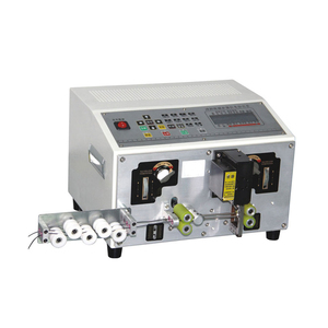 Versatile Electronic Wire Stripping Machine for Diverse <b>Small</b> OD Cable and Wire Harness Tasks - Product Image 5