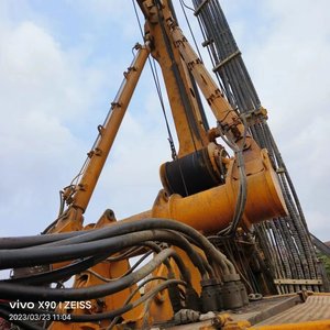 PLATAFORMA DE PERFORACIÓN ROTATIVA usada BAUER BG30 VENTAS CALIENTES, Nueva llegada PLATAFORMA DE PERFORACIÓN ROTATIVA usada BAUER BG30 BG25 BG36 BG46 en venta - Product Image 6