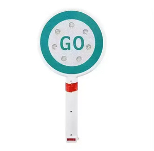 Feux de signalisation portables pour le contrôle de la circulation, feux de signalisation LED clignotants, flèche de signalisation, feux de signalisation LED portatifs, panneau de signalisation routière - Product Image 3