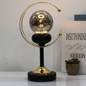 โคมไฟข้างเตียงแบบมินิมอลที่ทันสมัยไฟ LED แบบนอร์ดิกสุดสร้างสรรค์สำหรับยามค่ำคืนสำหรับห้องนอนทันสมัยและเป็นที่นิยมบนโซเชียลมี - Product Image 1