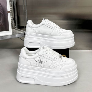 2025 baskets à logo personnalisé chaussures à plateforme épaisse <span class=keywords><strong>pour</strong></span> femmes baskets blanches confortables baskets Basket <span class=keywords><strong>pour</strong></span> <span class=keywords><strong>femme</strong></span> fabriquées sur mesure - Product Image 2
