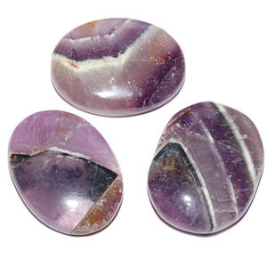 Obtenez un cabochon ovale en améthyste tendance en ligne - Product Image 1