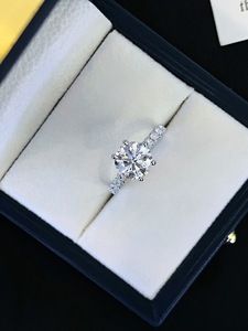 PT950 18 Karat Gold Luxus Damen Ehering 1 Karat Round-Cut Lab-Grown <span class=keywords><strong>Diamond</strong></span> IGI Certified Fashion Ringe - Product Image 4