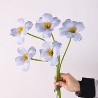 Fleurs artificielles de freesia blanches au toucher réel, tiges de freesia artificielles pour la décoration minimaliste de la maison et des vases