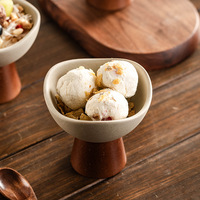Bol à glace en céramique style vintage sur pied avec base en bois pour desserts, yaourts, poudings, fêtes et restaurants