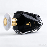 Flacon de parfum en verre à col serti de 100 ml, flacon vide à facettes avec pompe dorée et capuchon diamant