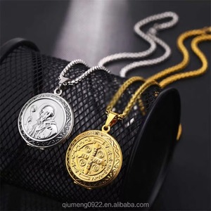 Colgante Vintage de la medalla de <span class=keywords><strong>San</strong></span> <span class=keywords><strong>Benito</strong></span>, colgante de acero inoxidable dorado de Jesús, puede abrir marco de fotos, colgantes y collares para joyería religiosa - Product Image 4
