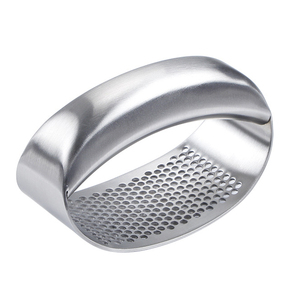 Presse-ail Broyeur d'ail Cuisine Ail Rocker 304 Food Grade Acier inoxydable Broyeur de gingembre Poignée ergonomique pour Finger <span class=keywords><strong>Labo</strong></span> - Product Image 1