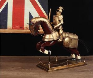 Ensemble de pièces de jeu Vintage Pewter Knight, pièces de jeu Miniatures, nouveau, vieux Stock, armure, cadeau sous les soldats en fer - Product Image 3