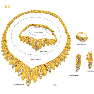 Jachon Bestseller 24k <span class=keywords><strong>Gold</strong></span> Schmuckset Damen <span class=keywords><strong>Saudi</strong></span> Braut Hochzeit Halskette Ohrringe Ring Armband 4-teiliges <span class=keywords><strong>Set</strong></span> - Product Image 5