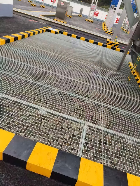 Hot-Rolled Iron rods / rebars SC-278