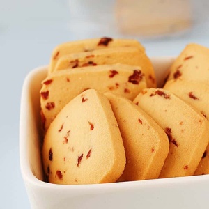 Biscuits croustillants aux canneberges halal, 110g, fabriqués directement en usine, <span class=keywords><strong>d</strong></span>élicieux et sucrés, prêts à consommer - Product Image 1
