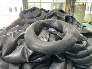 Chambre à air en caoutchouc naturel butyle haute performance KUMA 2026, modèle noir, pour camions légers et voitures particulières, garantie 12 mois - Meilleure vente - Product Image 3